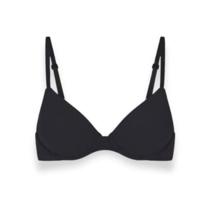 Front view of SKIMS Fits Everybody T-Shirt Bra Comfort Meets Perfect Fit