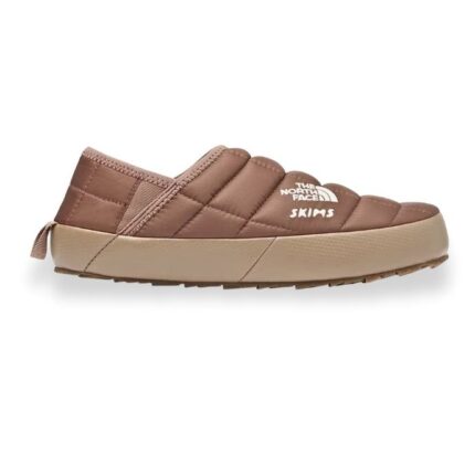 North Face x SKIMS ThermoBall Traction Mules V Sienna